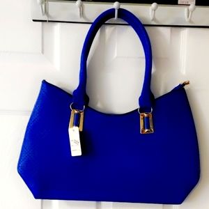 No brand soft handbag for personal or professional use